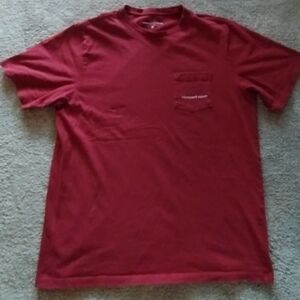 Vineyard Vines Short-Sleeve Pocket Tee in Burgundy....Like New